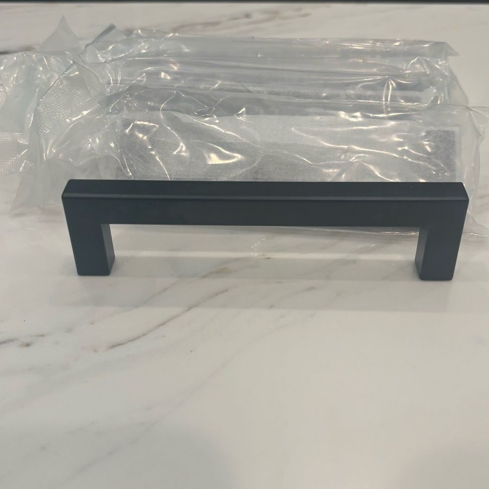 7 Black Modern Squared Cabinet Pulls Handles Kitchen Bathroom Furniture Dresser